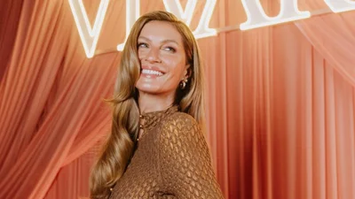 Жизель Бюндхен показала домашнюю идиллию с детьми и мужем - сплошная милота