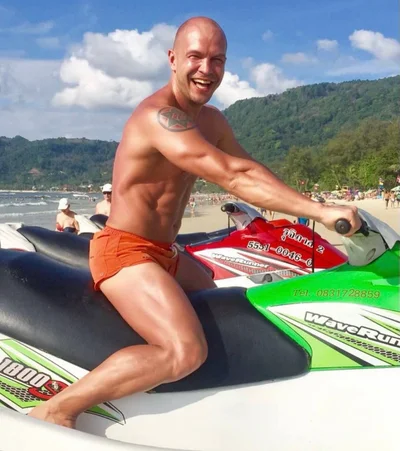 Володимир Ярославський колись і зараз - фото 815992