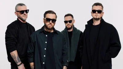 БЕЗ ОБМЕЖЕНЬ святкують 27-річчя: гурт поділився архівними знімками, як змінився за ці роки