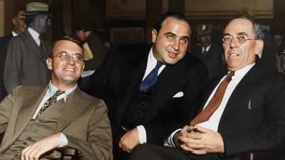 Гольф, сифилис и бронемобиль: другая сторона жизни босса мафии