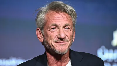 "Я думала, это его внук": 65-летний Шон Пенн наслаждается романом с 31-летней моделью из Молдовы