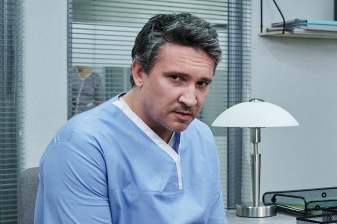 Звезда 'Женского доктора' признался, почему не выезжает из Украины, имея законное право - фото 818204