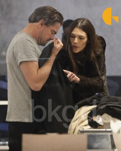 Леонардо Ді Капріо та Вітторія Черетті на шопінгу в Нью-Йорку - фото 818932