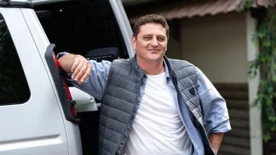 Вячеслав Довженко впервые снялся в кино с сыном-красавчиком: впечатления звездного папочки