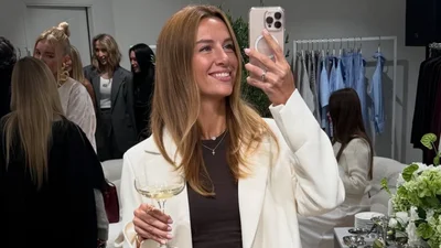 Кристина Решетник в купальнике показала идеальную фигуру со всех ракурсов в самом известном отеле Буковеля