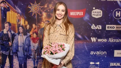 Беременная в третий раз Сагайдачная зажгла танцами с дочкой на руках и заговорила о пилоне - видео