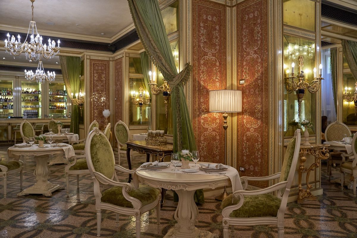 Почувствуй Одессу по-настоящему: почему Bristol Hotel 5* - идеальное место для романтики на День влюбленных - фото 819882