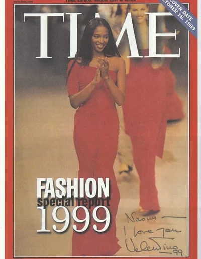 Триб'ют для доброго друга: Наомі Кемпбелл показала фото, де вона у різні роки сяє у Valentino - фото 820611