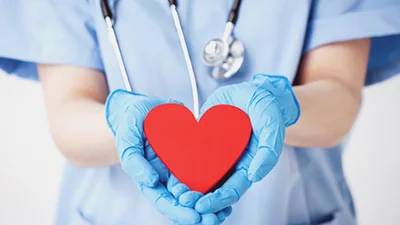 З Днем жінок-лікарів 2026: найтепліші привітання та картинки українською