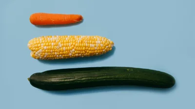 Жінки справді вважають чоловіків із більшими пенісами привабливішими - вчені