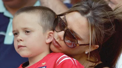 Стало известно, при каких условиях Бекхэмы готовы принять Бруклина обратно в семью