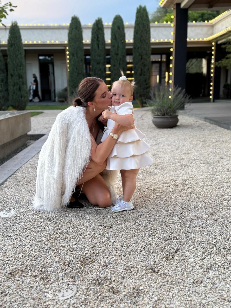 Як виглядає 2-річна Марійка Усик - молодша донька українського боксера. - фото 822445