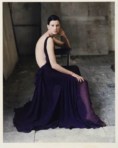 Культові та позачасові: Донателла Версаче поділилася образами, які її і досі надихають - фото - фото 823814