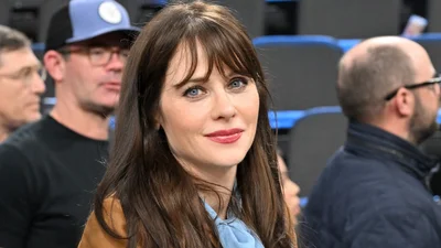 Идеальная сумка для весны: рекомендация от Зои Дешанель