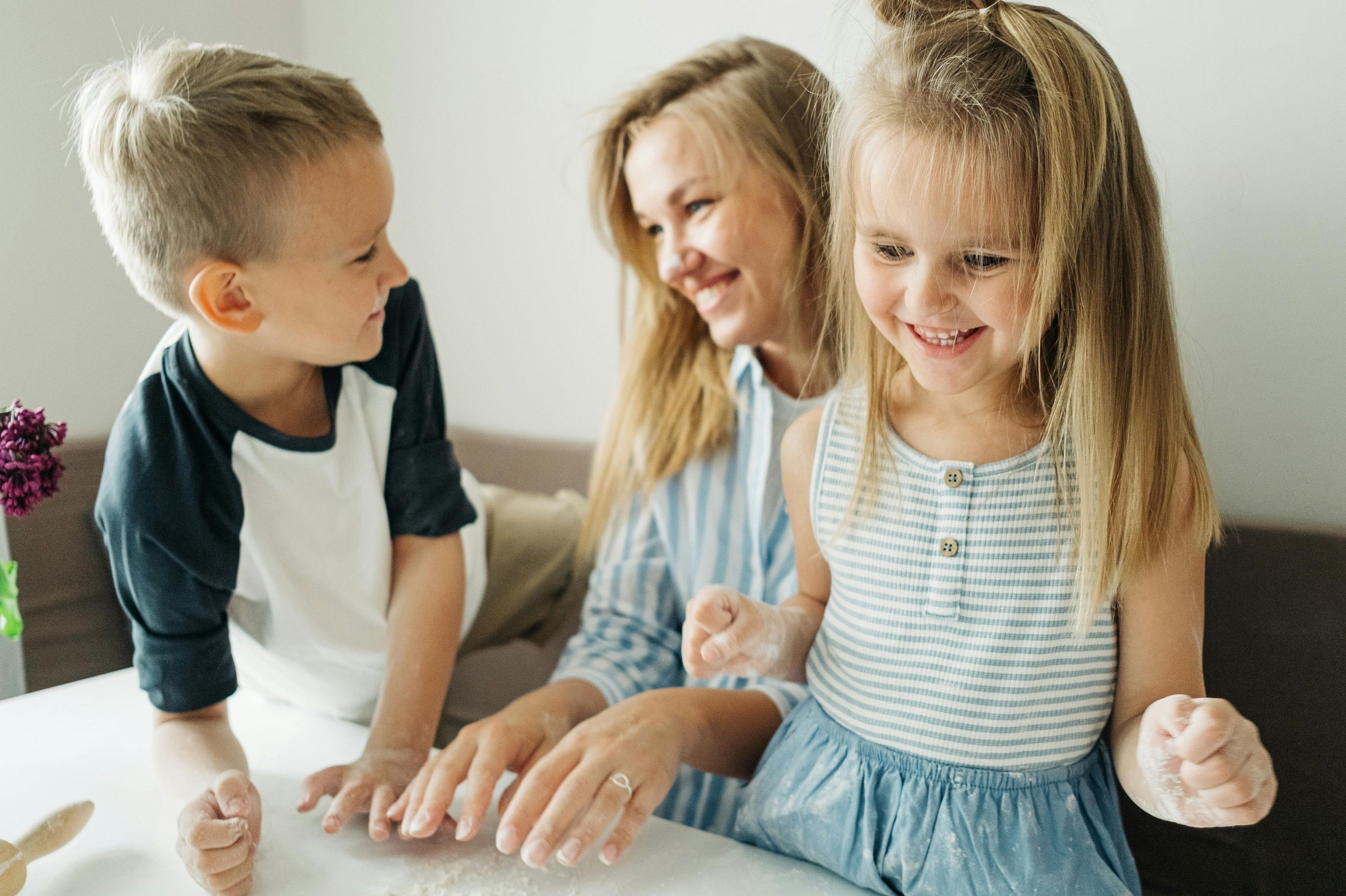 5 признаков родительской гиперопеки: мнение гарвардского психолога - фото 824106