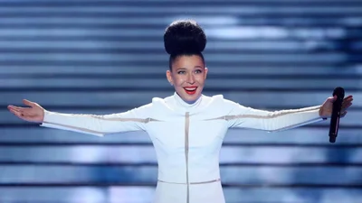 Зрадниця Йолка демонстративно відреклася від України після укладення шлюбу з українським співаком-перевертнем