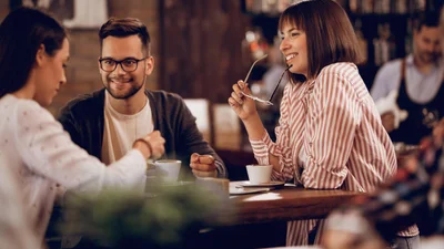 Ось речі, які ніколи не слід робити у ресторані