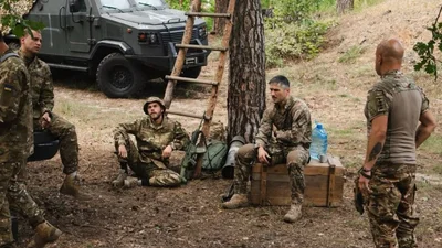 Андрій Федінчик знову одягнув військову форму, але "з іншої причини"