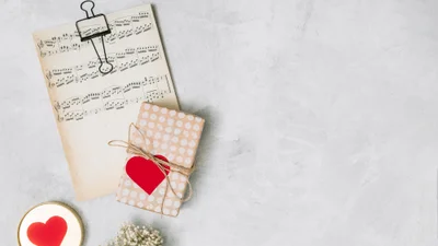 Замість тисячі слів: 18 найкращих пісень про кохання для ідеального вечора вдвох