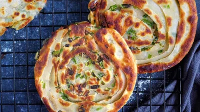 Китайские блины с зеленым луком – замечательная закуска