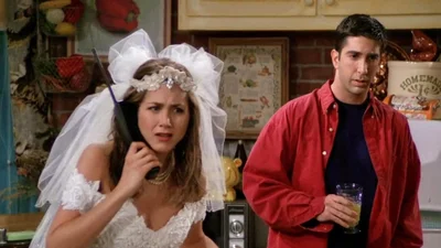 Нарешті щаслива: Дженніфер Еністон готується до "комфортного" весілля із гіпнотерапевтом – вже обрала сукню