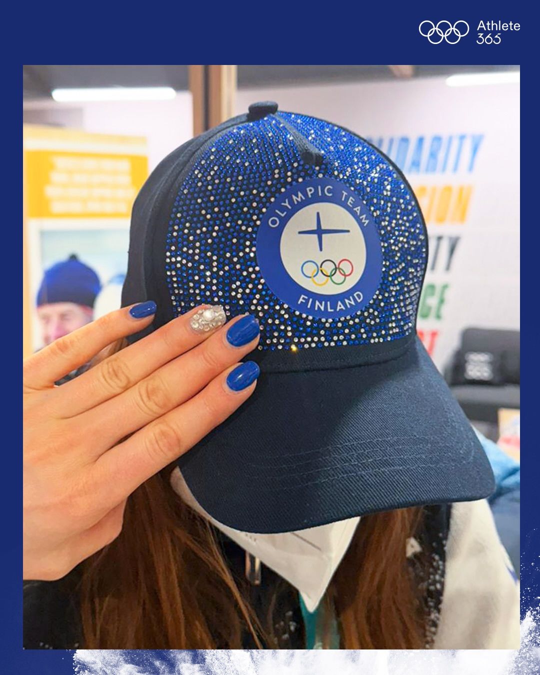 Який манікюр носять спортсменки на Олімпіаді-2026: ніжні сердечка і символічні кільця - фото 828994