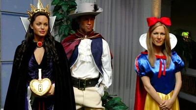 От Джоли до Сумской: это истории любви звезд, которые начались с измены