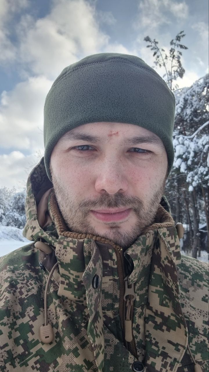 Богдан Амосов у військовій формі - 832382 Богдан Амосов в военной форме - фото 832382