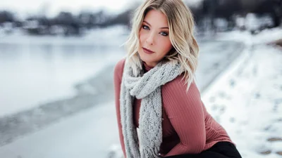 Тельцы жгут чучело зимы, а Водолеям хочется проснуться рядом с кем-то красивым: гороскоп на 21 февраля