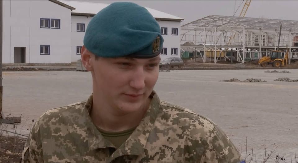 Редко публичный муж-военный Леси Никитюк на 24 февраля показал фото с фронта: 'Служу с 2016' - 833927 Редко публичный муж-военный Леси Никитюк на 24 февраля показал фото с фронта: 'Служу с 2016' - фото 833927