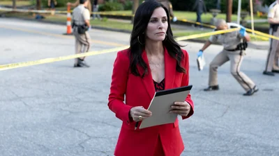 Кортні Кокс зізналась, що боялась йти в туалет після перегляду "Крику 7" - що так налякало акторку