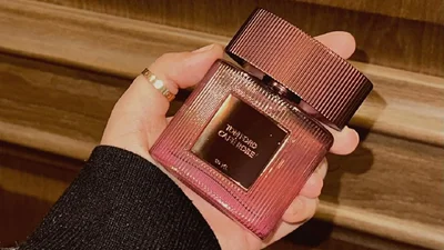 Цю ноту недооцінюють — і дарма: 5 шикарних ароматів для весни 2026