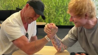 Тор проти поп-зірки: Ширан і Гемсворт зійшлися в армрестлінгу - хто кого