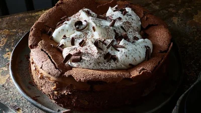 Шоколадний торт "Хмара" – простий рецепт з 4 інгредієнтів