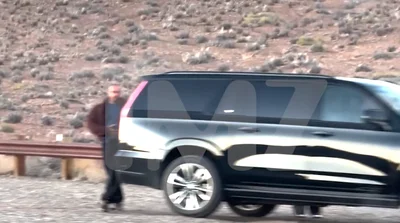 Кім Кардашян і Льюїс Гамільтон засвітилися разом на заході сонця. - фото 836996