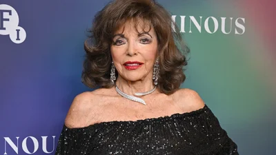 Чем балует себя 92-летняя Джоан Коллинз: любимые сладости и алкоголь