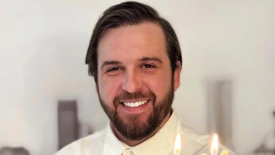 Лідер гурту "Без Обмежень" Сергій Танчинець привітав сина від першої дружини з 8-річчям та показав, як минув їхній рік