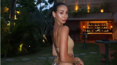 Уся в сльозах Єва Мішалова записала відео, адресоване вбитому Комарову: "Я писала йому весь час у телеграм"