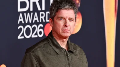 Ноель Галлахер розійшовся зі своєю дівчиною після двох років стосунків: що пішло не так