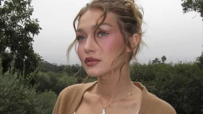 Стильні хвостики для короткого волосся: ідеї зачісок для тих, хто носить боб