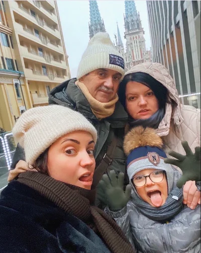 Оля з батьками та сином Нестором - фото 839797