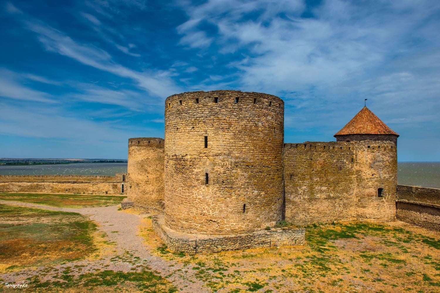 Топ-5 замков Украины: куда поехать за историей и инстаграмные фото - фото 841695