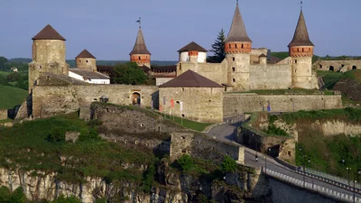 Топ-5 замків України: куди поїхати по історію та інстаграмні фото