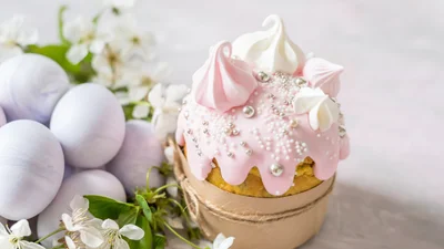 "Цупка" глянцева глазур для паски за 1 хвилину: потрібні лише маршмелоу та вода