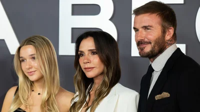 На фоні грандіозного сімейного скандалу: Бекхеми готують для Гарпер особливу роль, яка відволіче від конфлікту