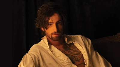 Владимир Дантес назвал артистку, которую выбрал бы в финале Холостяка