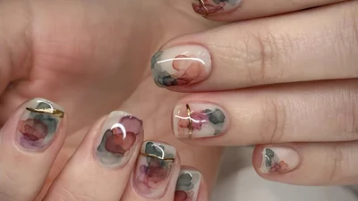 Ти ще не бачила такого манікюру - акварельний тренд, який підкорює цей сезон