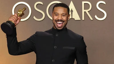 Смокінг, Оскар і гігантський чизбургер: найкращий актор року Майкл Б. Джордан відсвяткував перемогу у фастфуді
