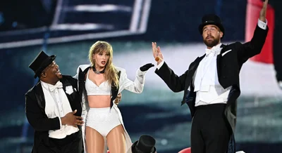 Тейлор Свіфт та Тревіс Келсі на одній сцені  - фото 842997