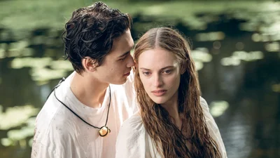 Штучні "метелики" в животі та розсунуті кордони: як Аріна Бочарова та Іван Довженко грали кохання у "Мавці"